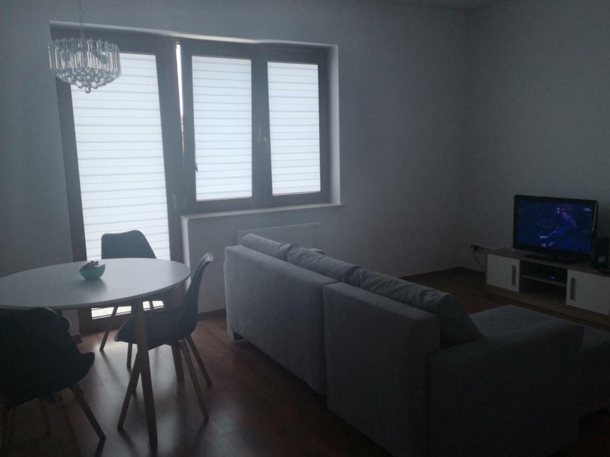 Apartament Przy Aquaparku Apartment ราดอม ภายนอก รูปภาพ